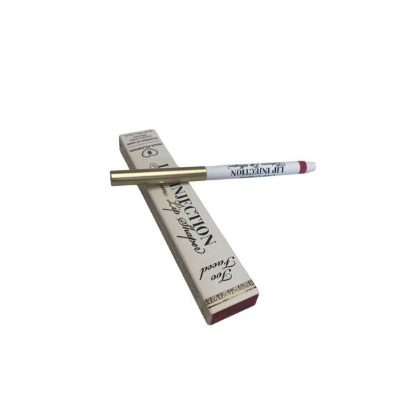 Too Faced Lip Injection Extreme Lip Shaper in Voted Most Popular NIB - Picture 1 of 2
